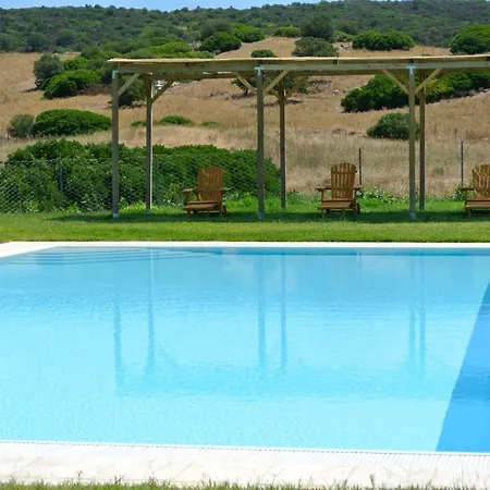Santu Martine: With Pool Вилла