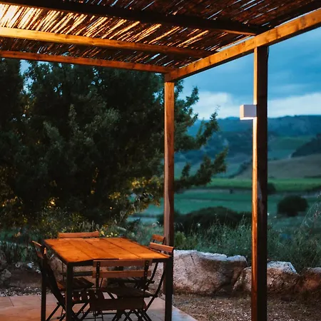 Santu Martine: With Pool Вилла