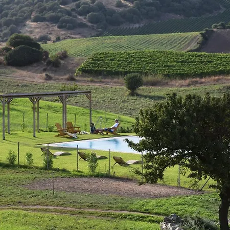 Santu Martine: With Pool Villa Galtelli