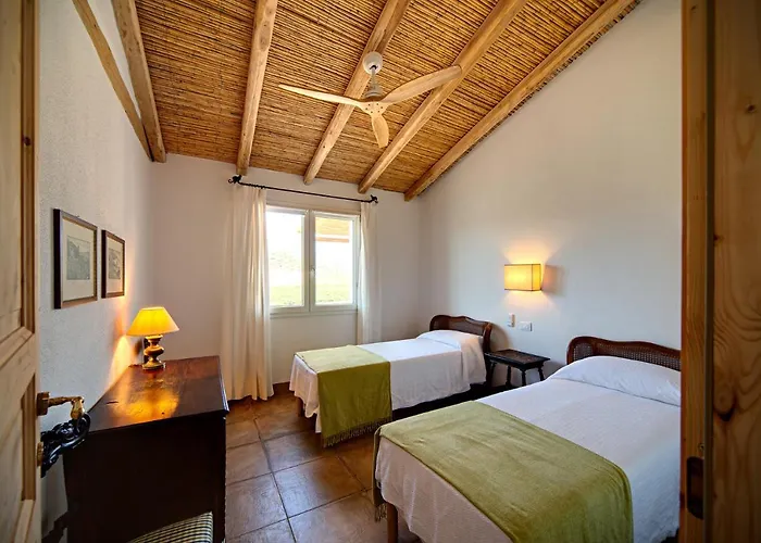 Villa Santu Martine: With Pool *